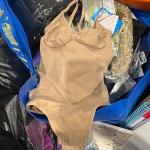 skims Women's Tan Shapewear Bodysuit